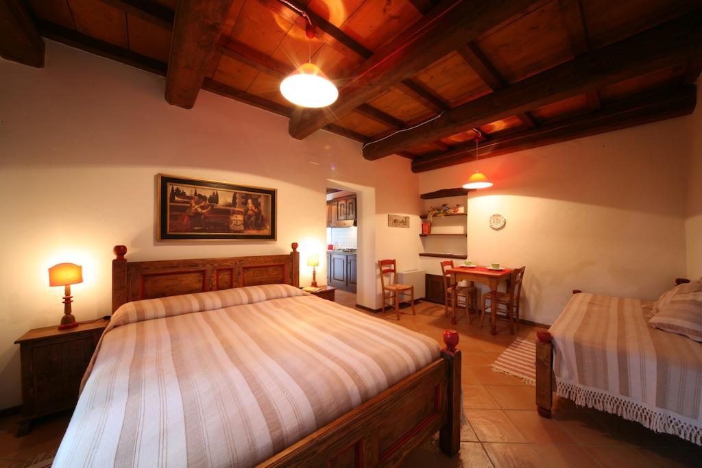 Agriturismo Monte Valentino Pietralunga (Umbria) Quarto foto